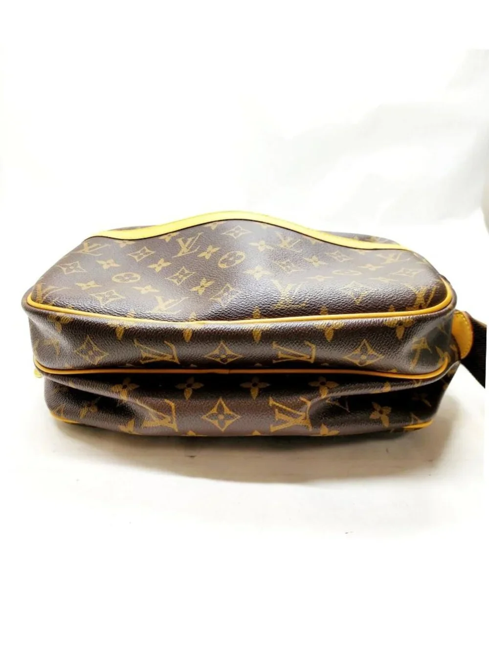 Authentic Louis Vuitton Reporter PM Monogram Canvas Crossbody Messenger Bag
